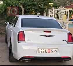 کرایسلەر 300